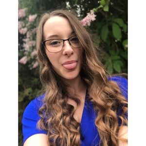 Meet your Posher, Amanda